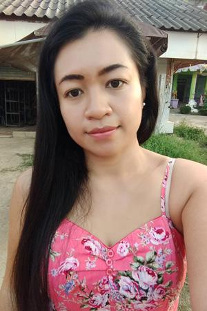 199409 - Wisuttida Age: 37 - Thailand