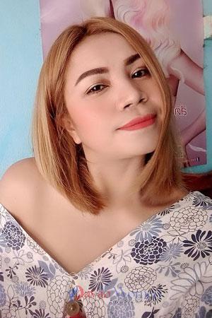 202678 - Itsariyaporn Age: 42 - Thailand