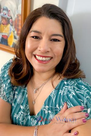 223423 - Mirna Age: 49 - USA