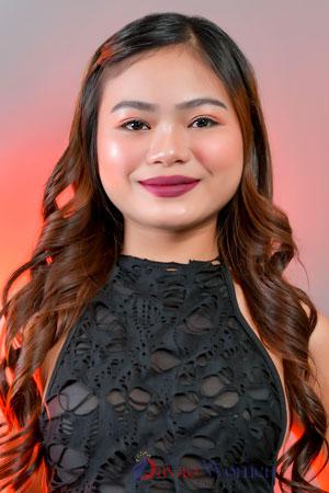 223852 - Jeramae Age: 19 - Philippines