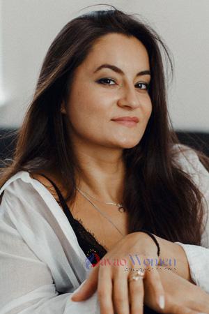 225352 - Gulmira Age: 32 - Ukraine