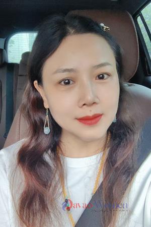 225872 - Lily Age: 48 - China