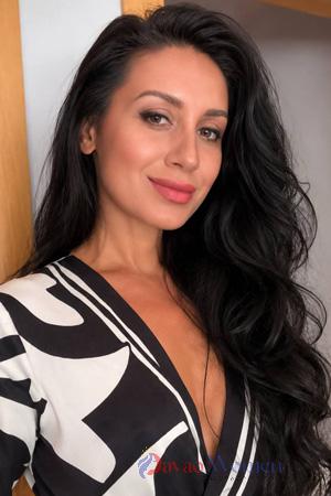 228063 - Yanina Age: 38 - Ukraine