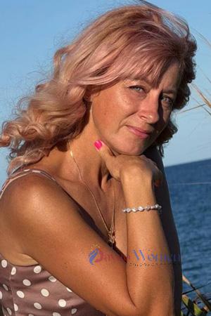 228354 - Hanna Age: 45 - Ukraine