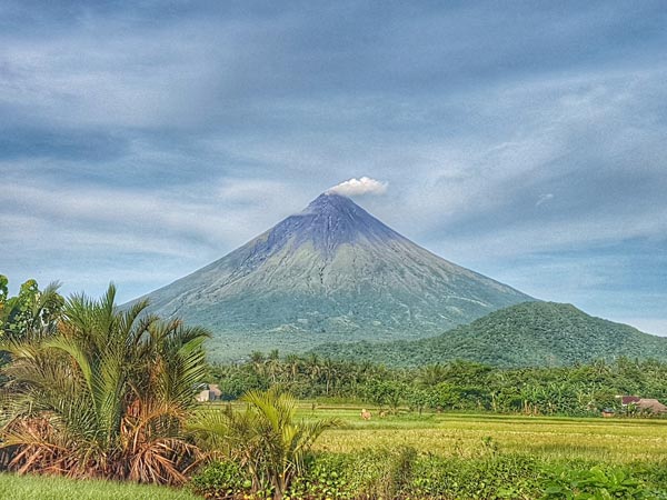 Landscape shot of Mt. Mayone