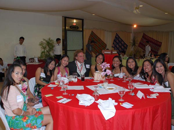 Our client with beautiful stunning women in Davao